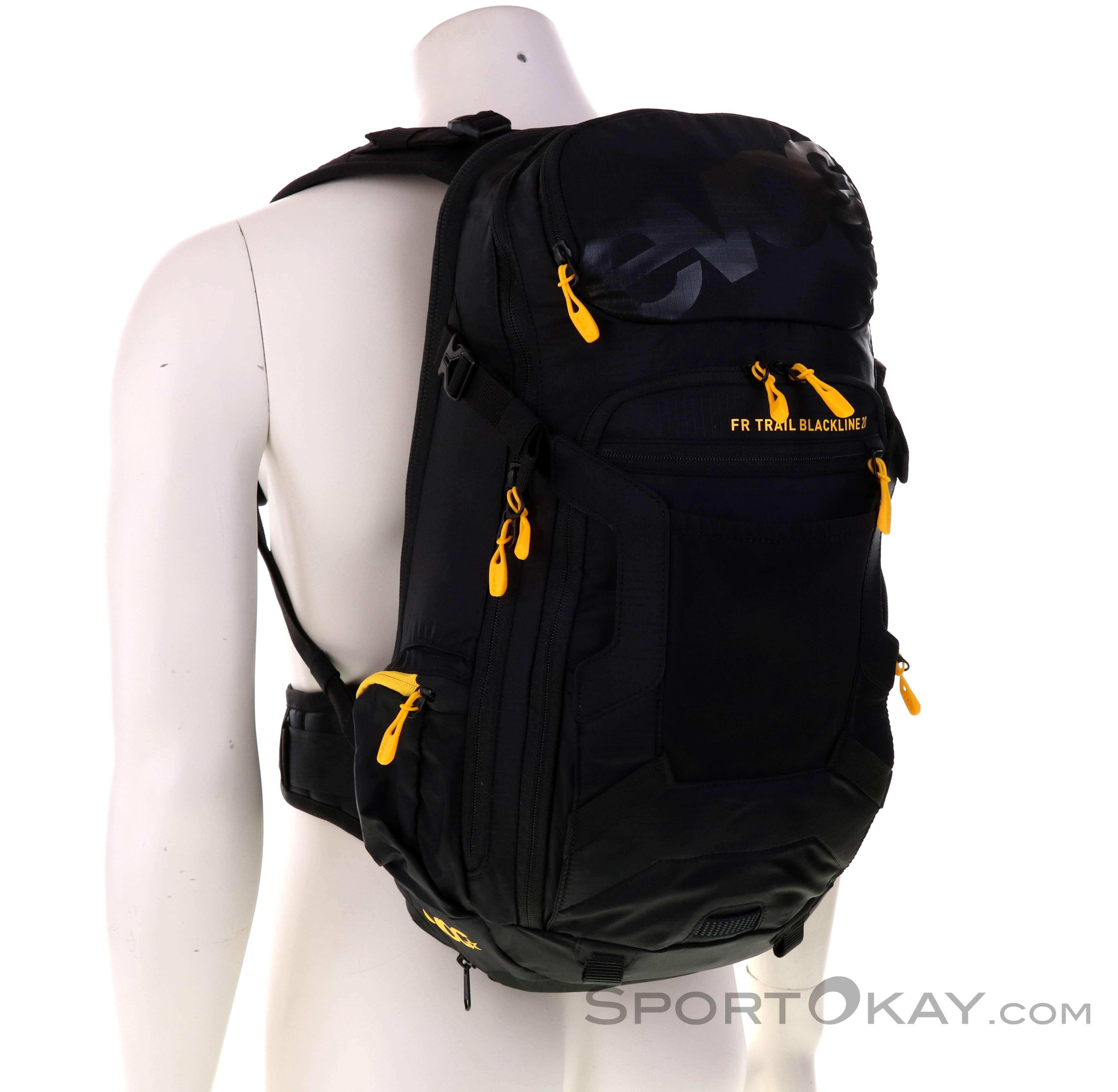 Evoc FR Trail Blackline 20l Backpack with Protector - Bike ...