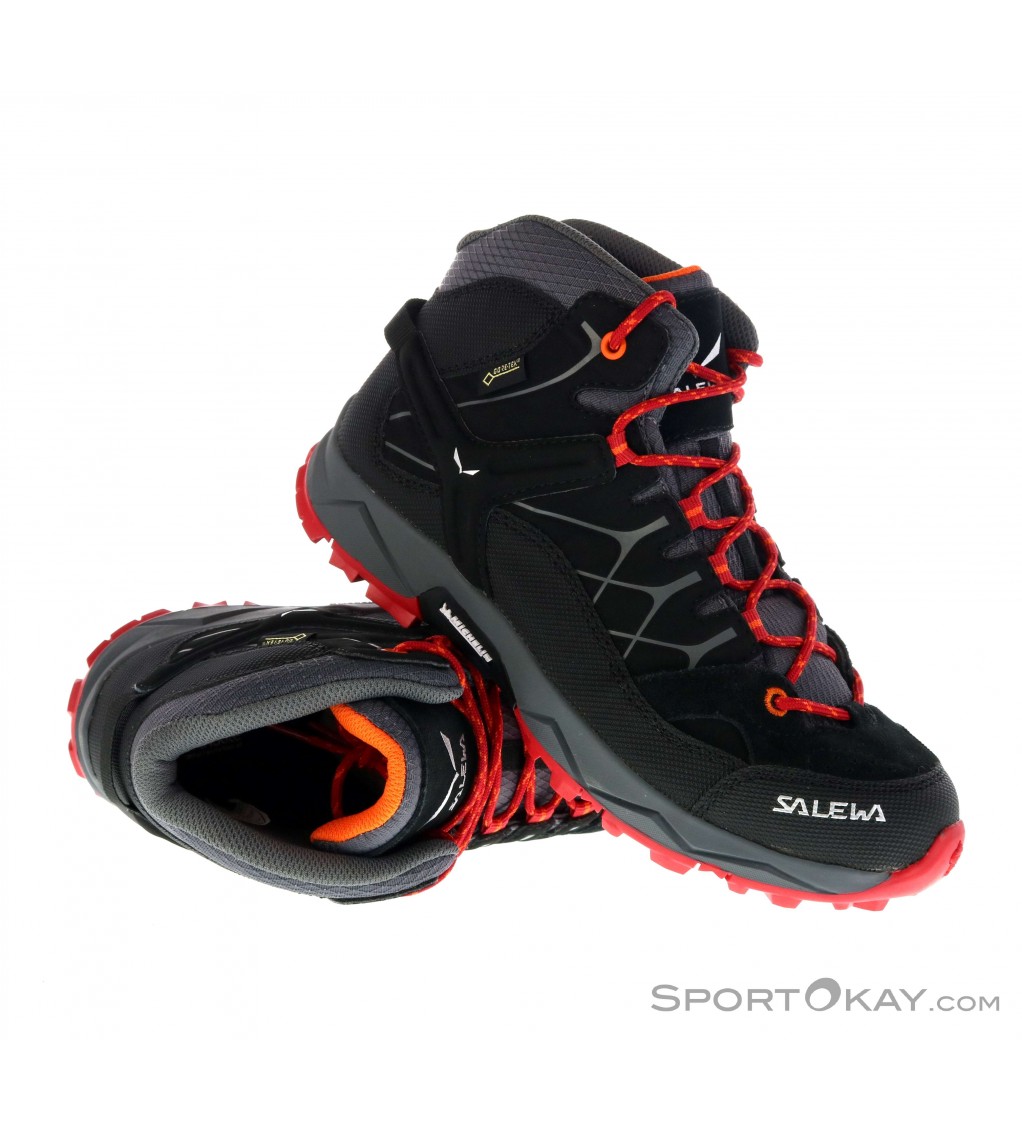 salewa trekking shoes